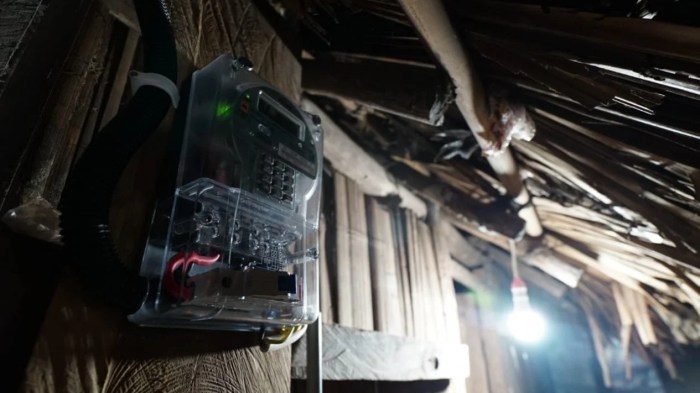 Foto PLN Resmi Turunkan Tarif Listrik 7 Golongan Pelanggan Mulai Hari Ini