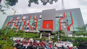 Dishub Surabaya Optimalkan Pembayaran Parkir via QRIS dan Voucher ...