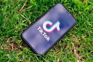 Cara Download Story Tiktok Tanpa Diketahui dengan Mudah