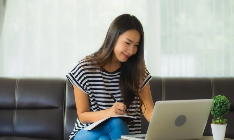 Contoh Essay Beasiswa yang Sukses