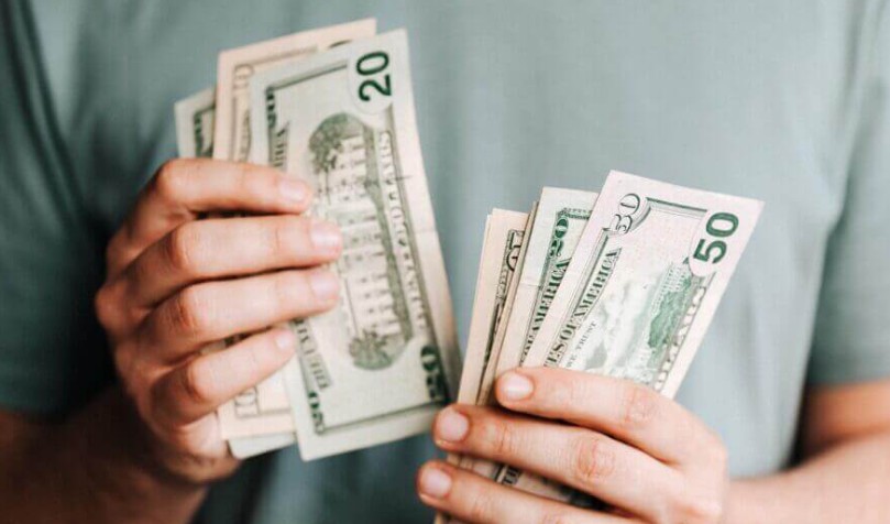 Definisi Deposito dan Tabungan Biasa